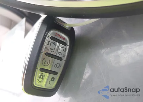 2017 Chrysler Pacifica Limited from USA, damaged, VIN 2C4RC1GG0HR531062